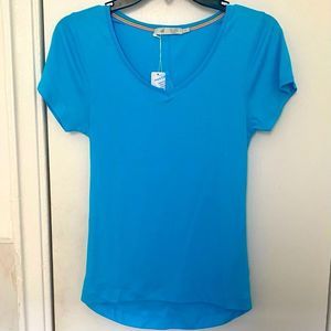 NWT Raffi Blue V Neck T-Shirt